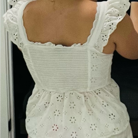 GAP Top - Picture 2 of 3